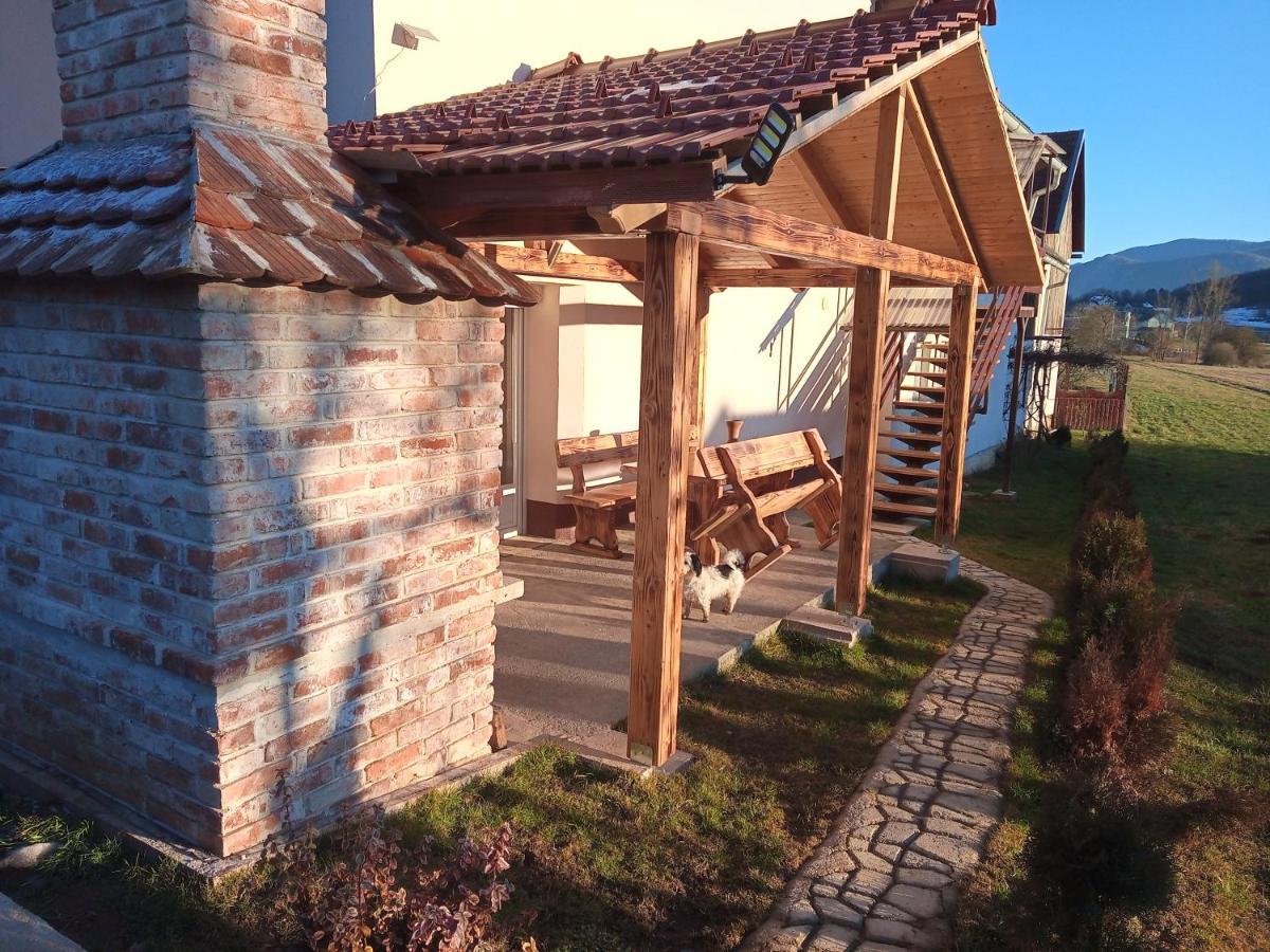 Apartman Borna Otočac Exteriér fotografie